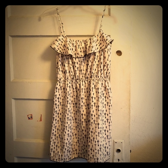 Skeleton Key dress - Picture 1 of 4